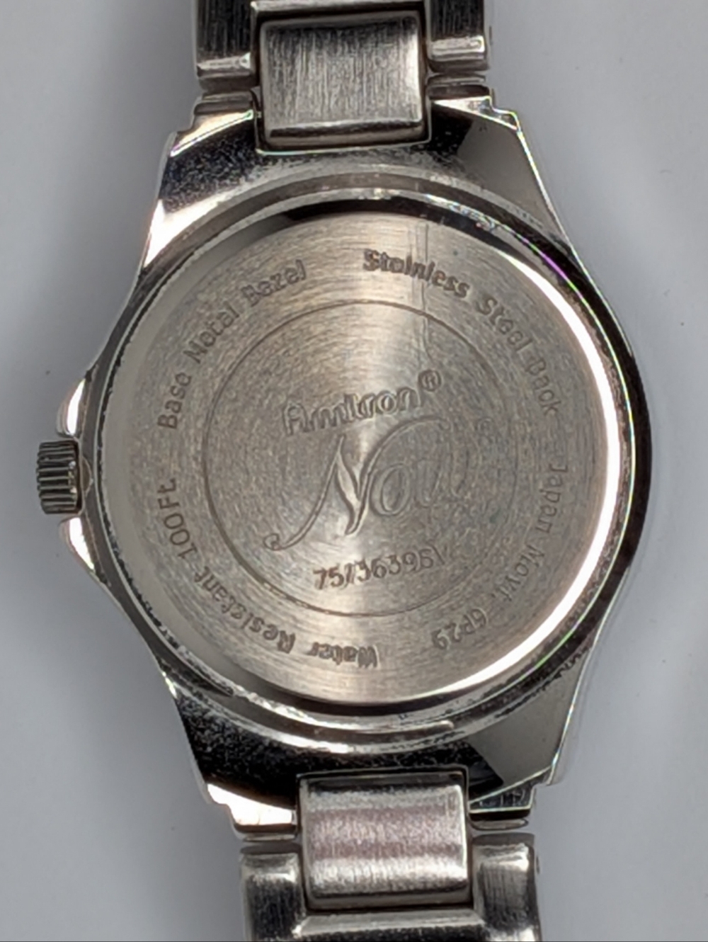 Armitron Now Watch Silver Tone Mother of Pearl Crystal Bezel Water Resistant - Picture 8 of 11